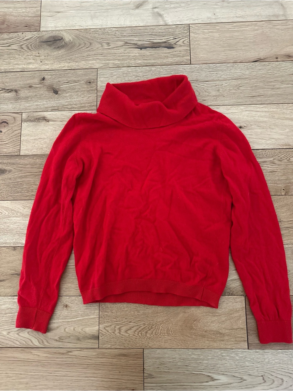 Bullocks Wilshire by Ballantyne of Peebles cashmere sweater